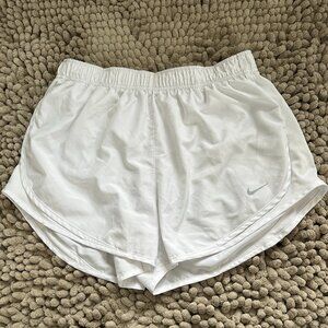 Nike White Athletic Shorts Size Large